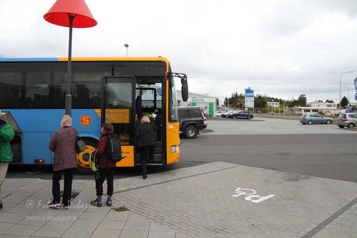 prendre le bus en islande