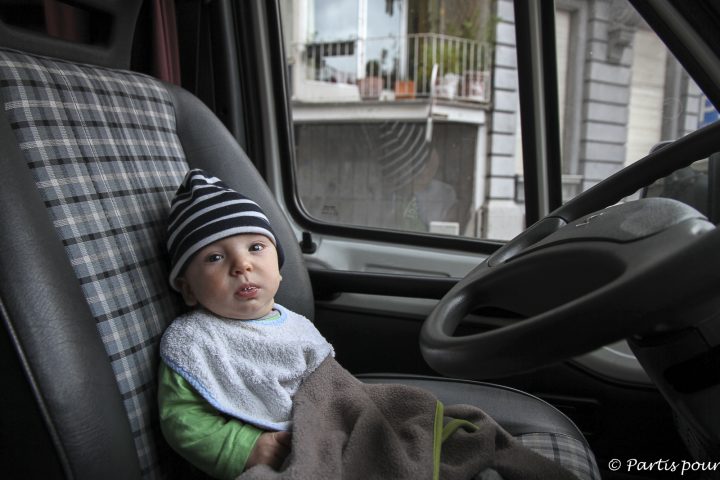 voyager en voiture avec un bébé