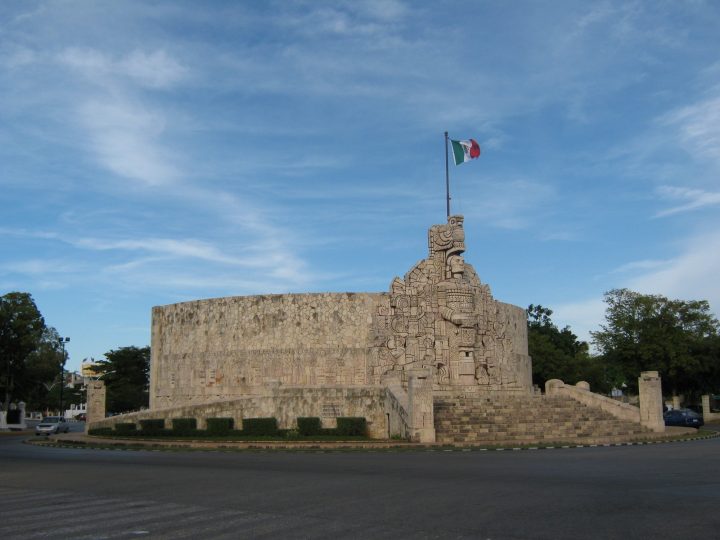 Monumento a la patria Merida