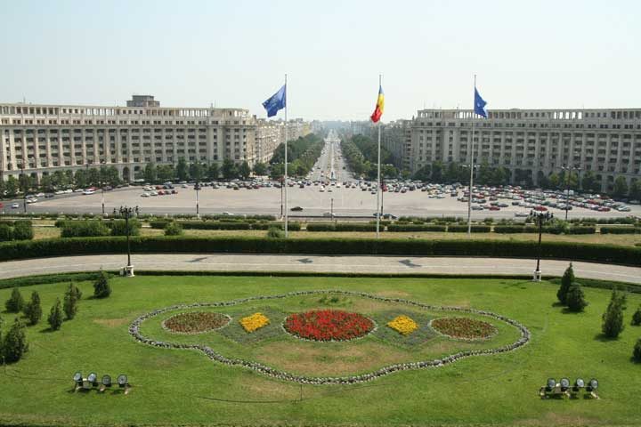 Visitez Bucarest