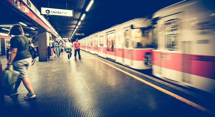 Metro- Milan